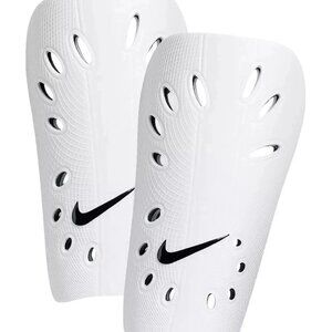 NWT Nike J Guard Shinguard (White) Soocer/Football SP0040-101 Size M